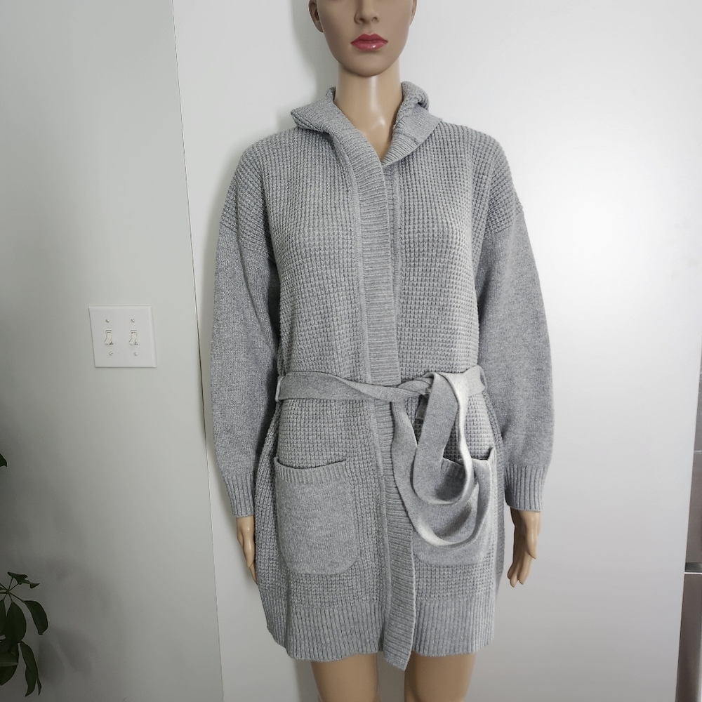 L.L. Bean Women’s Waffle Knit Hooded Wrap Cardigan Sweater Light Grey Medium NWT